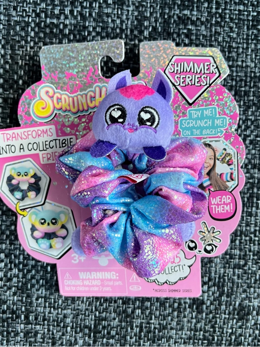 NWT Scrunchmiez Shimmer Scrunchie